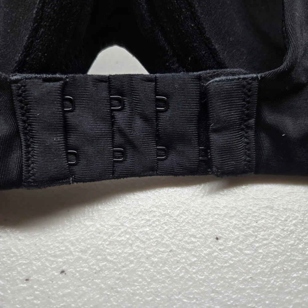 Ambrielle Women Bra 38D Black Everyday Full‎ Coverage T Shirt Underwired